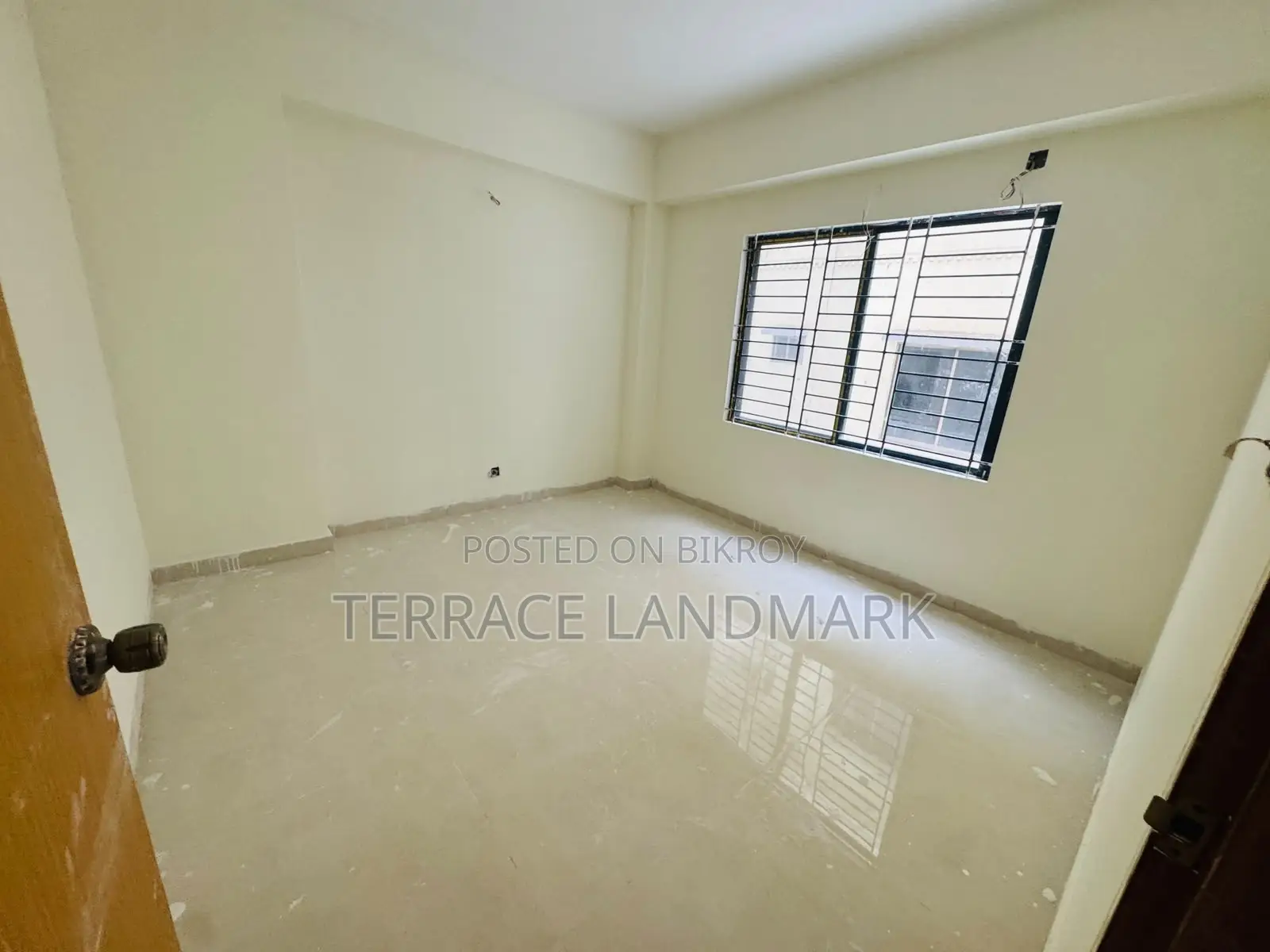 3bdrm Apartment in Basundhara for sale