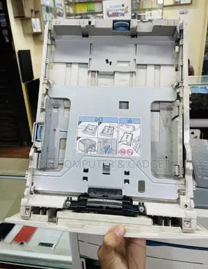 Canon LBP 3300
