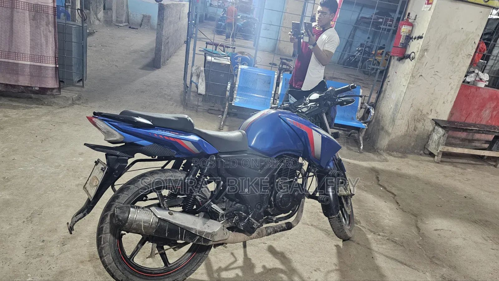 TVS Apache RTR 160 2V 2015 Blue