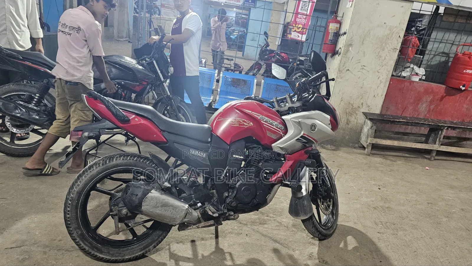Yamaha Fazer V1 2017 Red