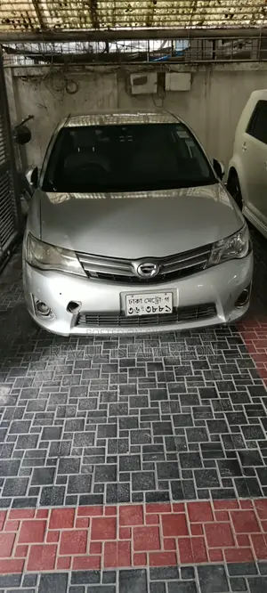 Toyota Axio 2015 Silver
