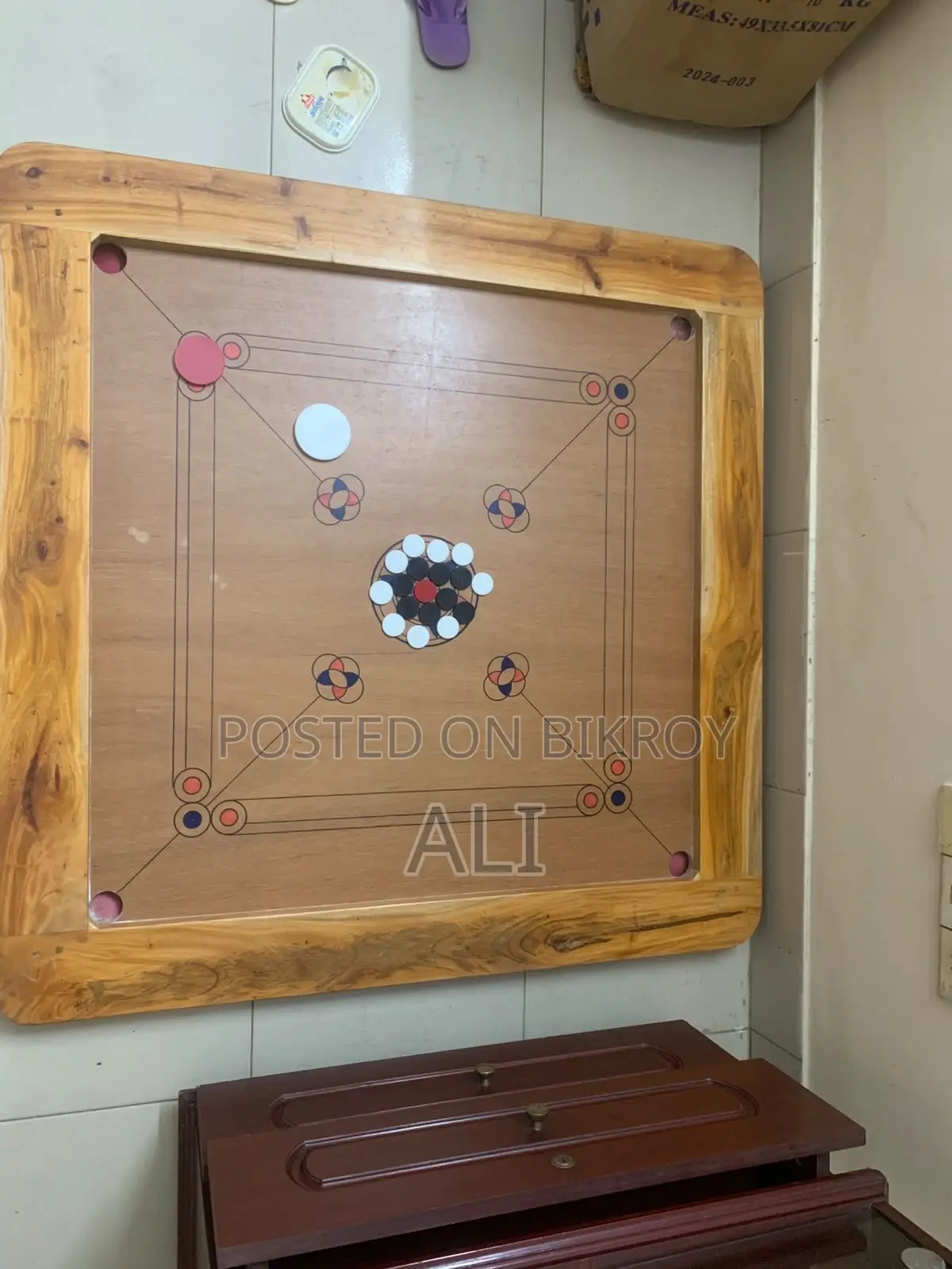 Carrom Board With Striker and Coins