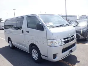Toyota HiAce 2021 Silver