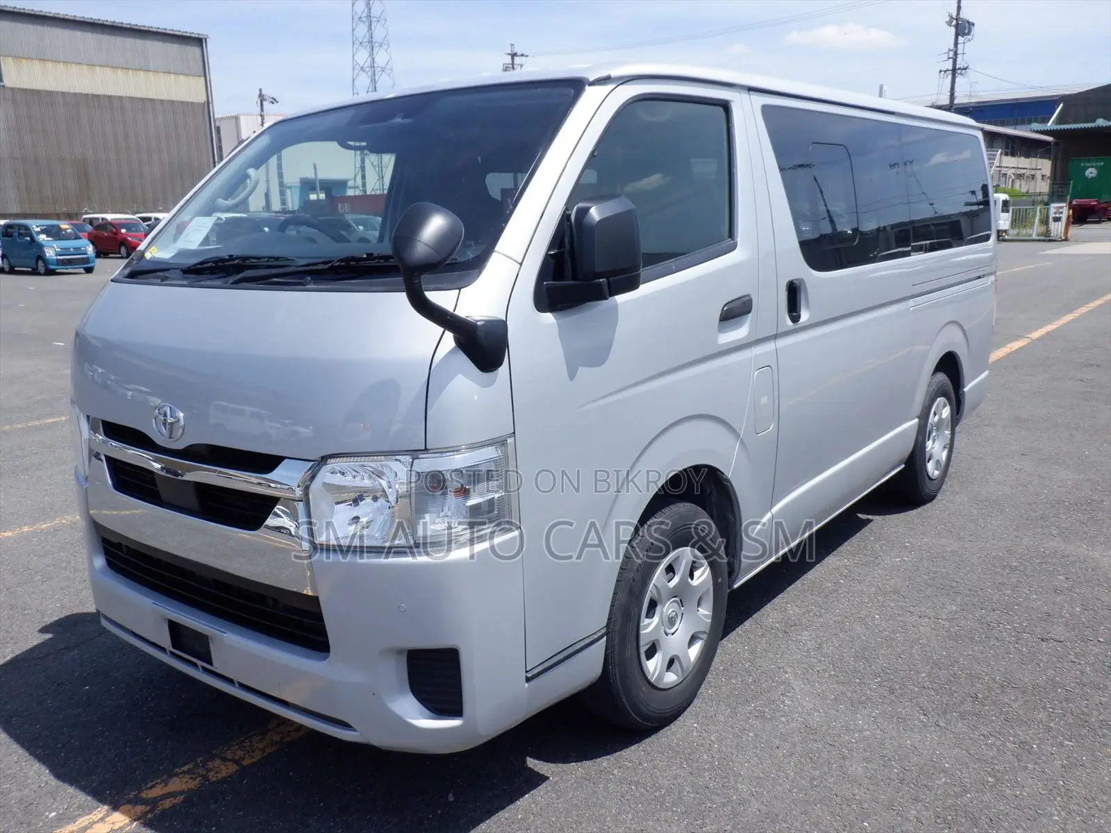 Toyota HiAce 2021 Silver