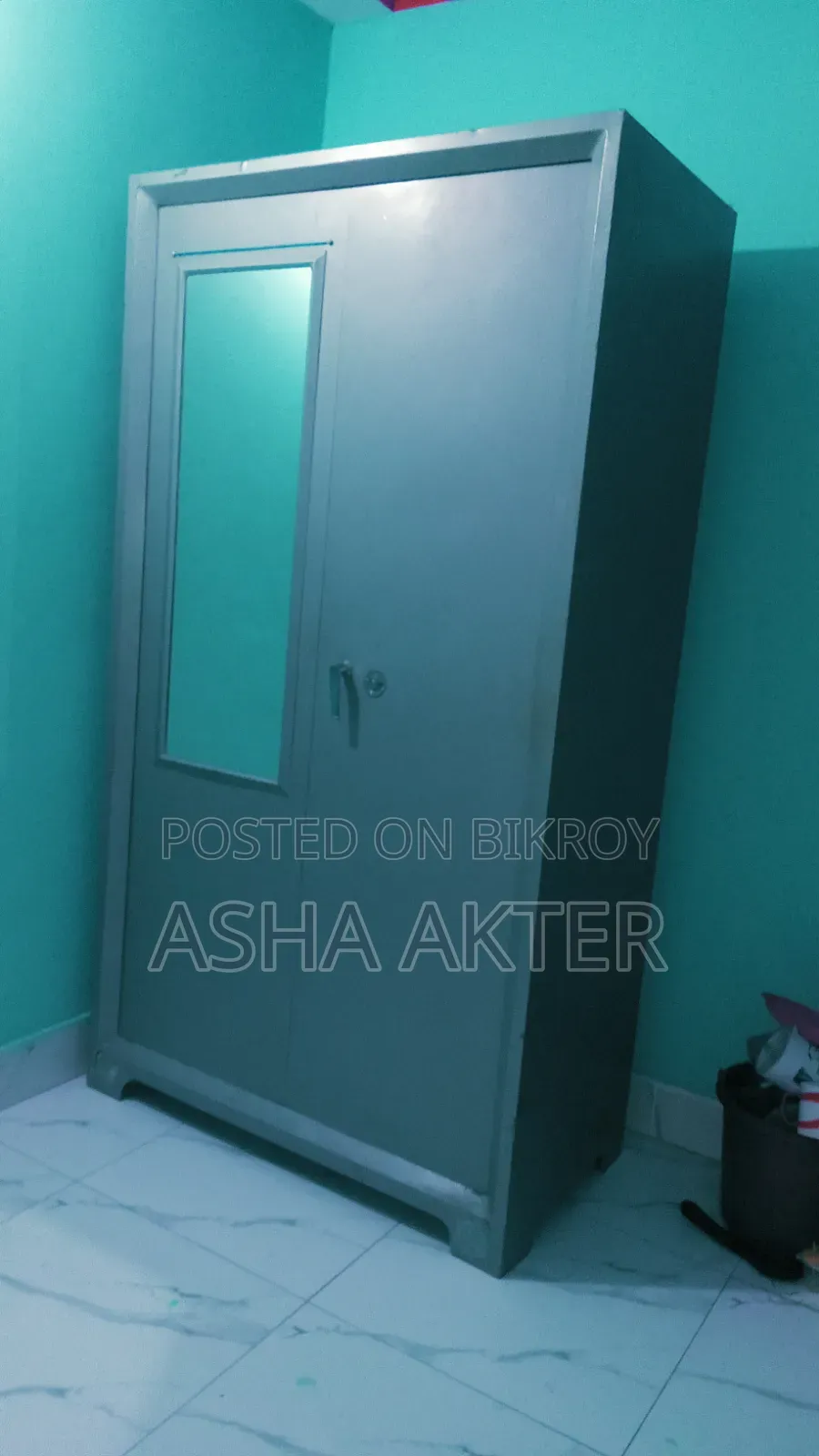 স্টাইলস্টিলের আলমারি