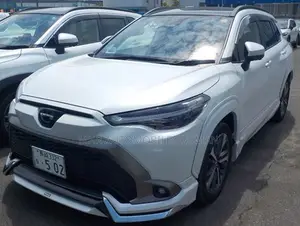 Toyota Corolla Cross L 2WD 2024 Pearl