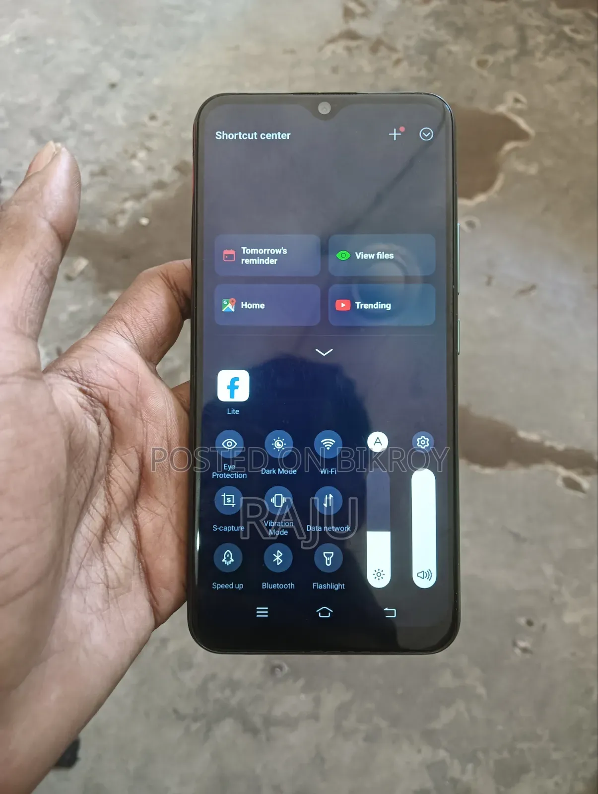 Vivo Y11 32 GB Blue