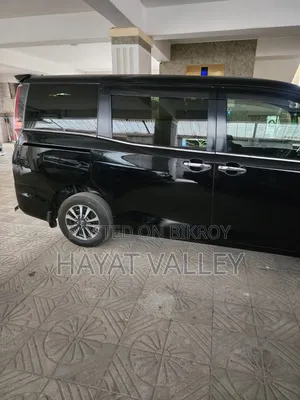 Toyota Noah 2018 Black