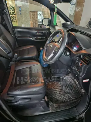 Toyota Noah 2018 Black