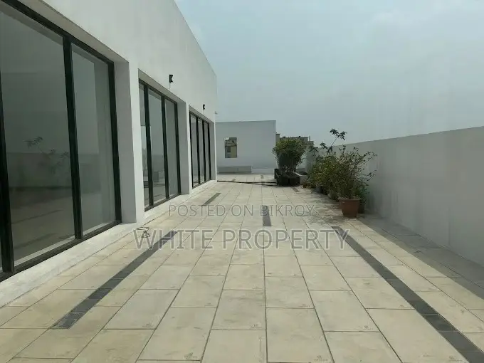 3bdrm Apartment in White Property, Dhanmondi for sale