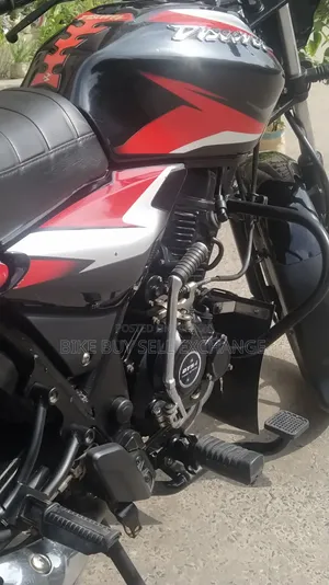 Bajaj Discover 125 2022 Black