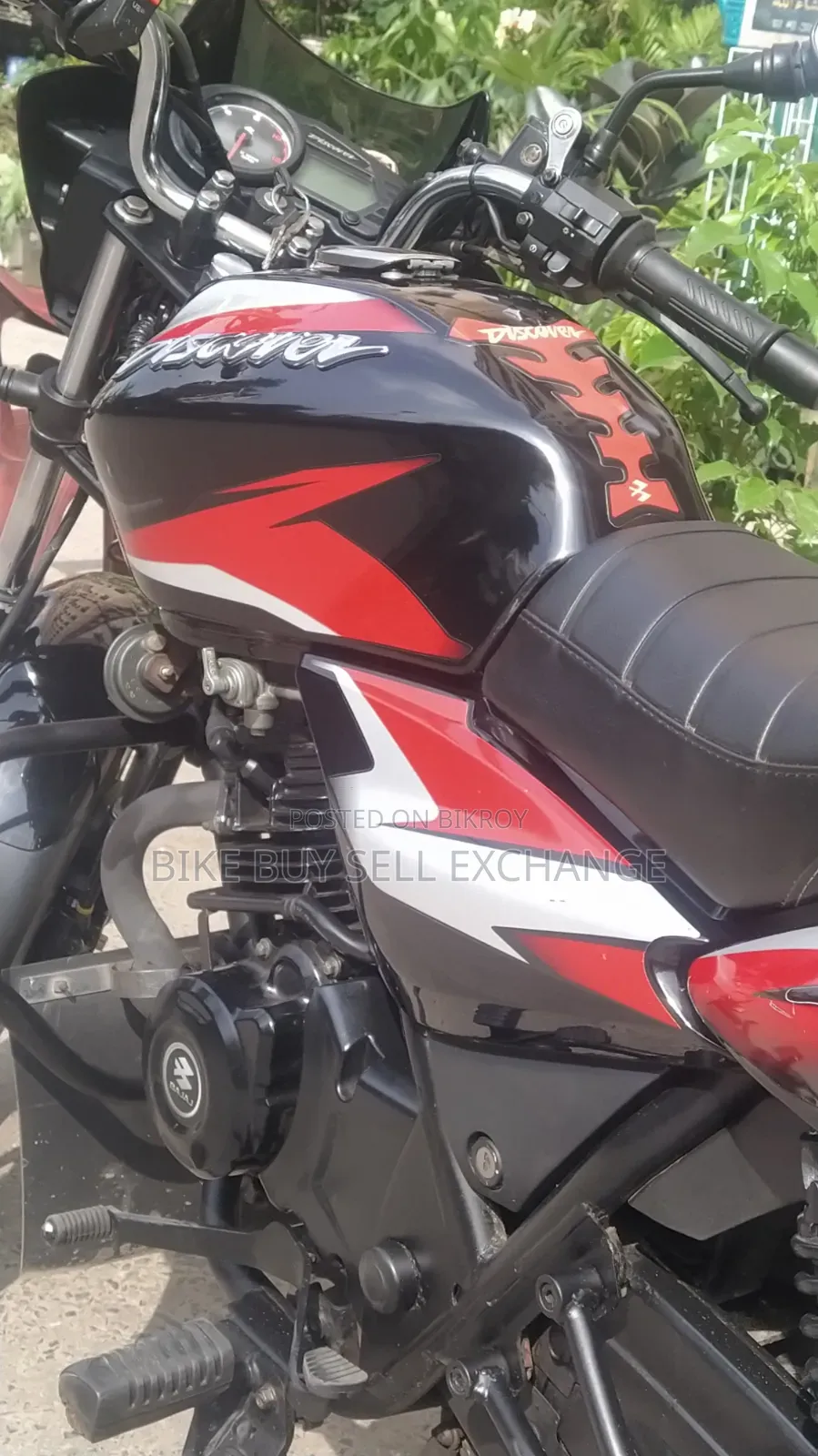 Bajaj Discover 125 2022 Black