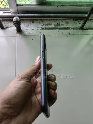 স্যামসাং গ্যালাক্সি এ১২ ৬৪ জিবি ব্ল্যাক