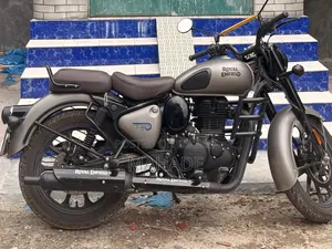 Royal Enfield Classic 350 2025 Gray
