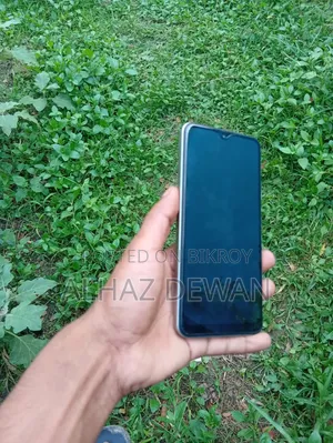 Vivo V25e 128 GB Gold