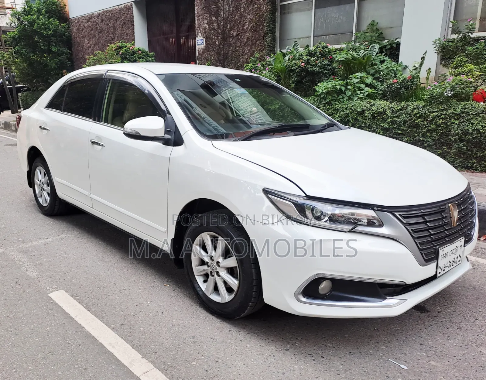 Toyota Premio 2019 Pearl