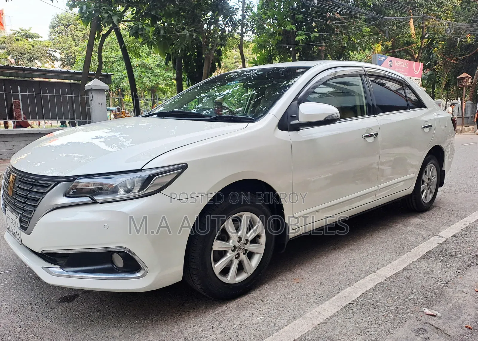 Toyota Premio 2019 Pearl
