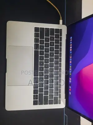 Laptop Apple MacBook 8GB Intel Core i5 SSD 256GB