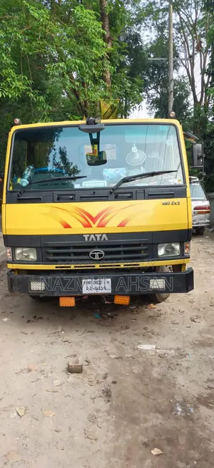 মডেল টাটা 407