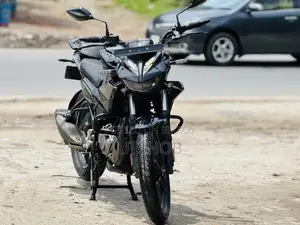 New Hero Xtreme 125R 2025 Black