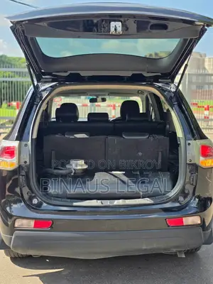 Mitsubishi Outlander 2013 Black
