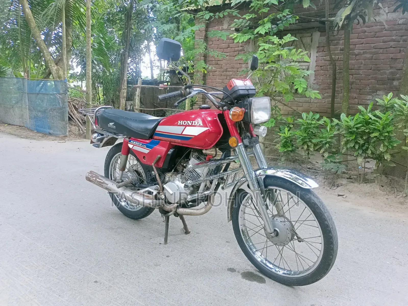 Honda 2003 Red