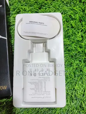আইকিউওও ১২০ ওয়াট ফ্ল্যাশ চার্জার