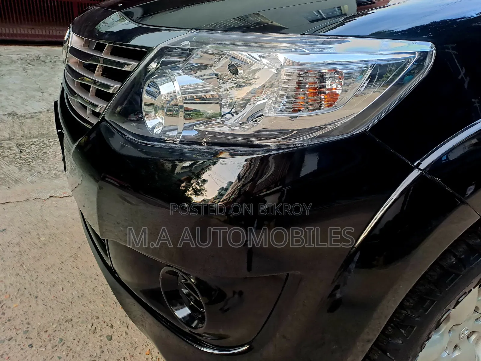 Toyota Fortuner 2013 Black