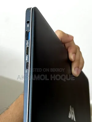Laptop 4GB Intel SSD 256GB