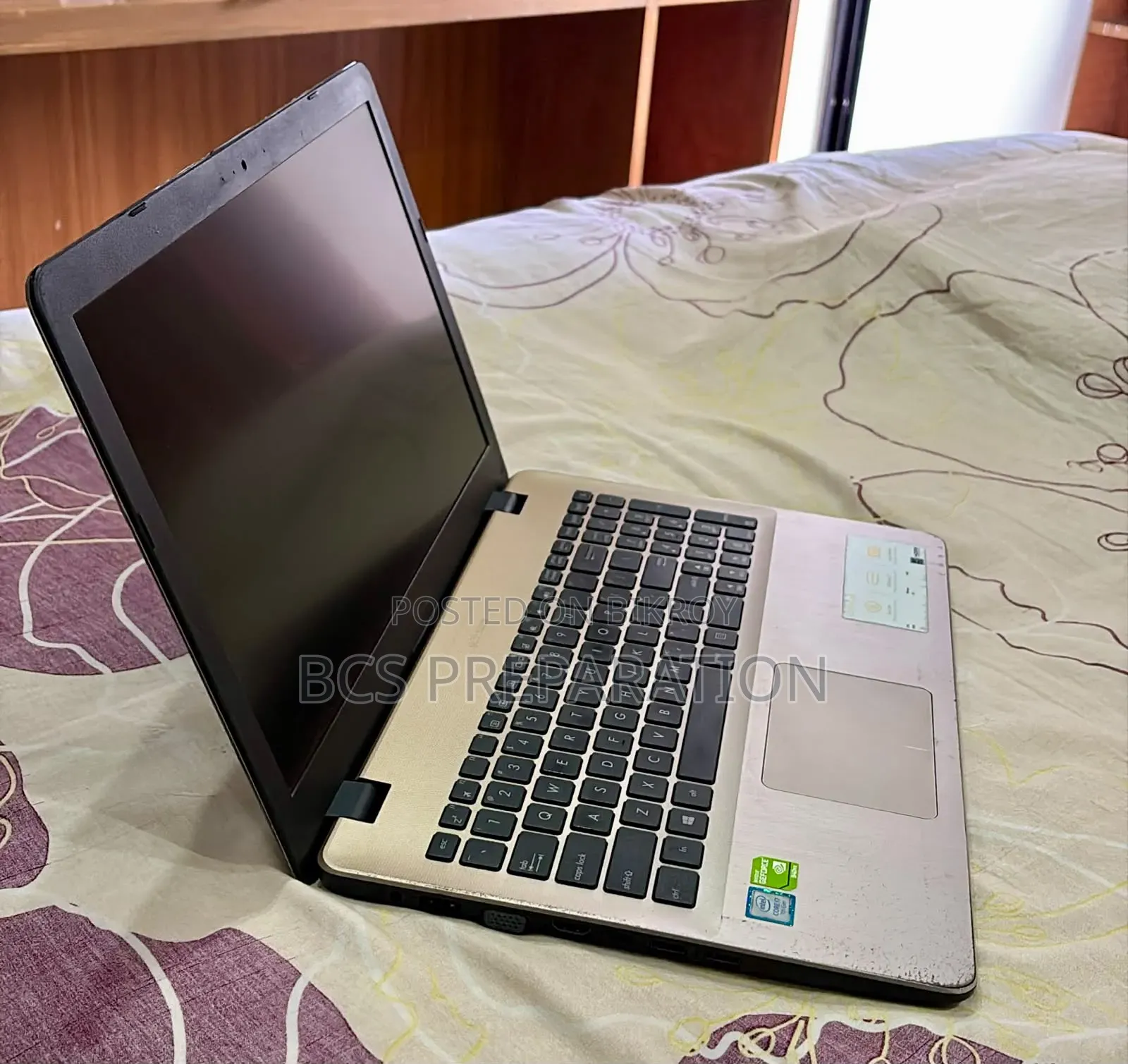 Laptop ASUS Vivobook 15 8GB Intel Core I7 HDD+SSD 1TB