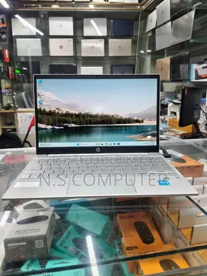 Laptop HP Pavilion 13 8GB Intel Core i3 SSD 256GB