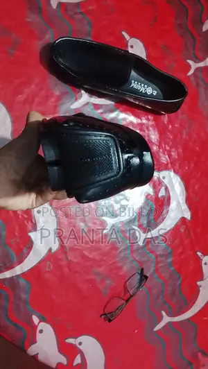 Jenuine Black Leather Loafers