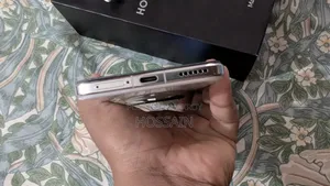 Honor Magic7 Pro 256 GB Silver