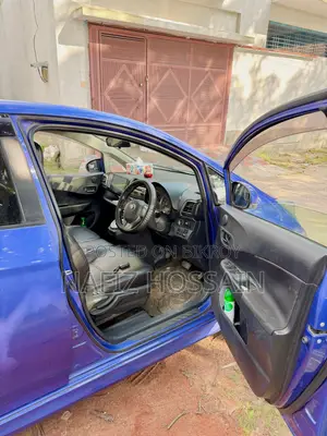 New Toyota Ractis 2011 Blue