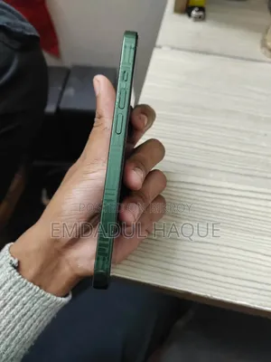 Apple iPhone 13 128 GB Green