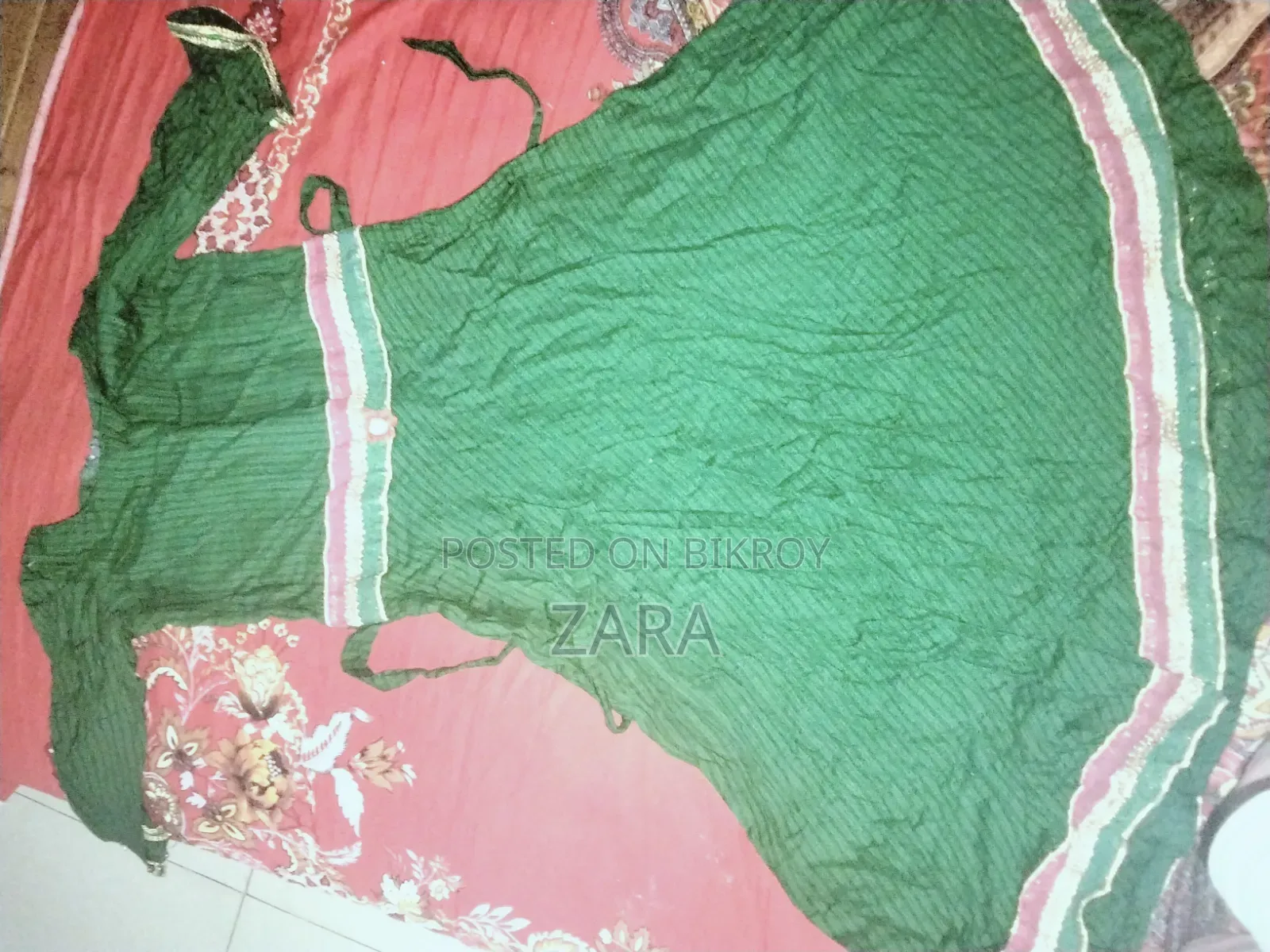 Cloth (Frock) Green Colour