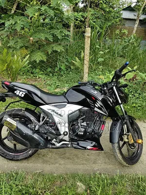 TVS Apache RTR 160 4V 2022 Black
