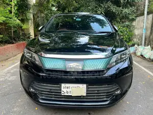 Toyota Harrier 2017 Black