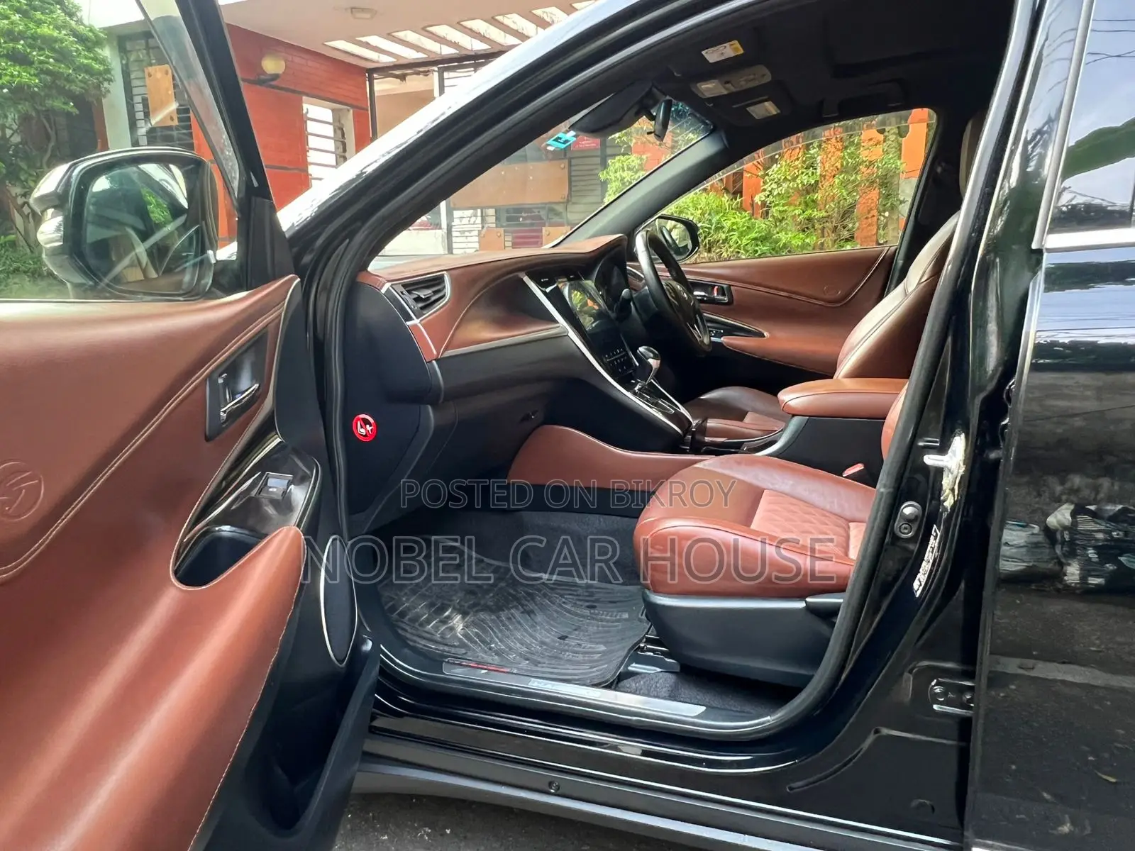 Toyota Harrier 2017 Black