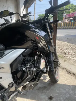 TVS Apache 160 4V 2021 Black