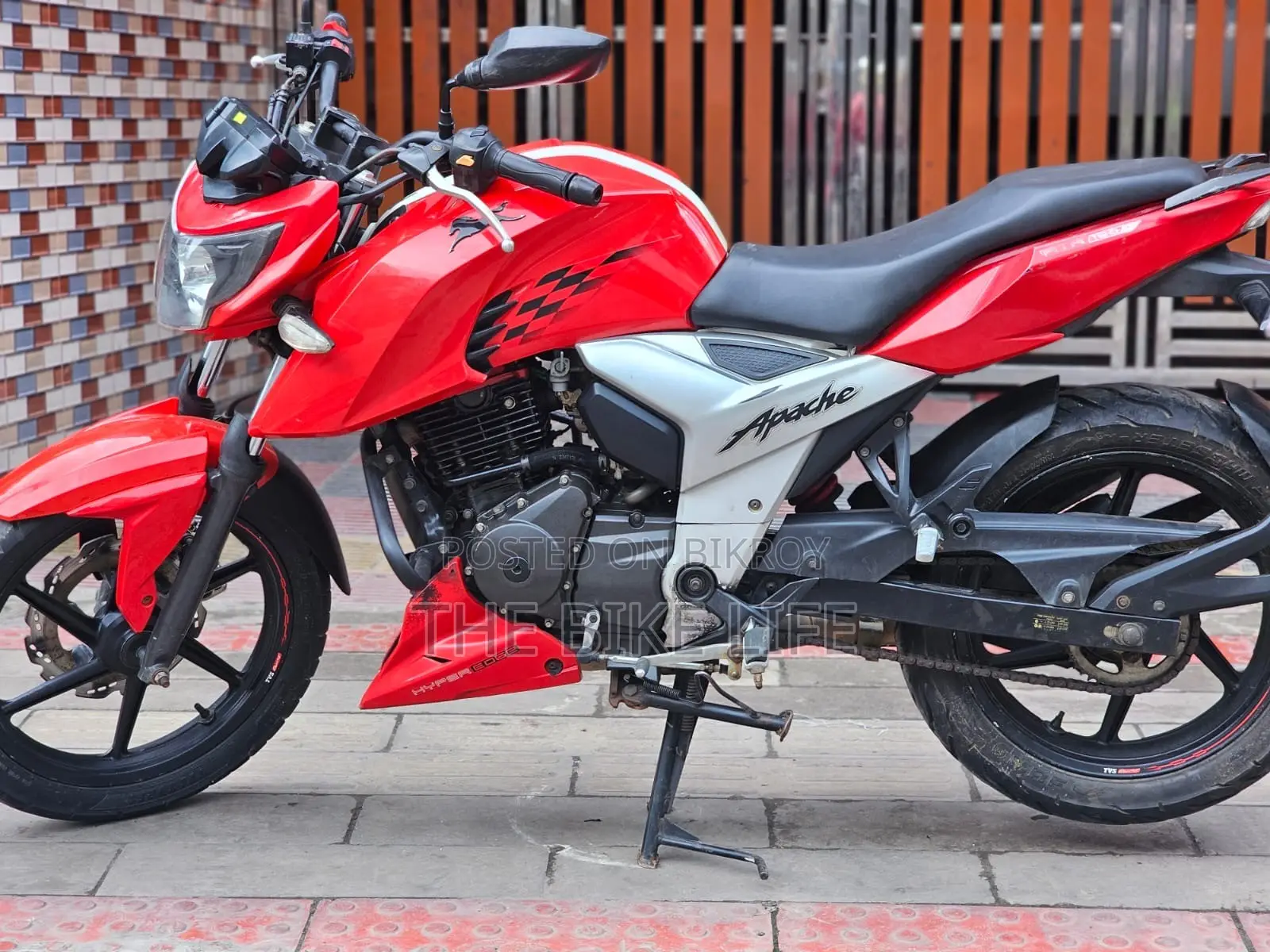 TVS Apache RTR 160 4V 2019 Red