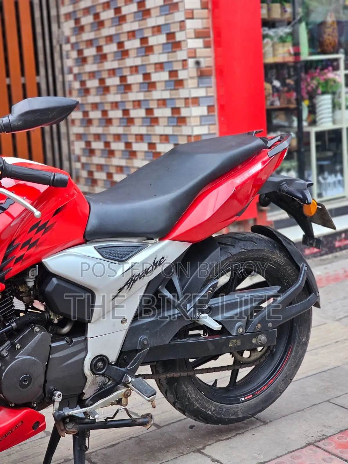 TVS Apache RTR 160 4V 2019 Red