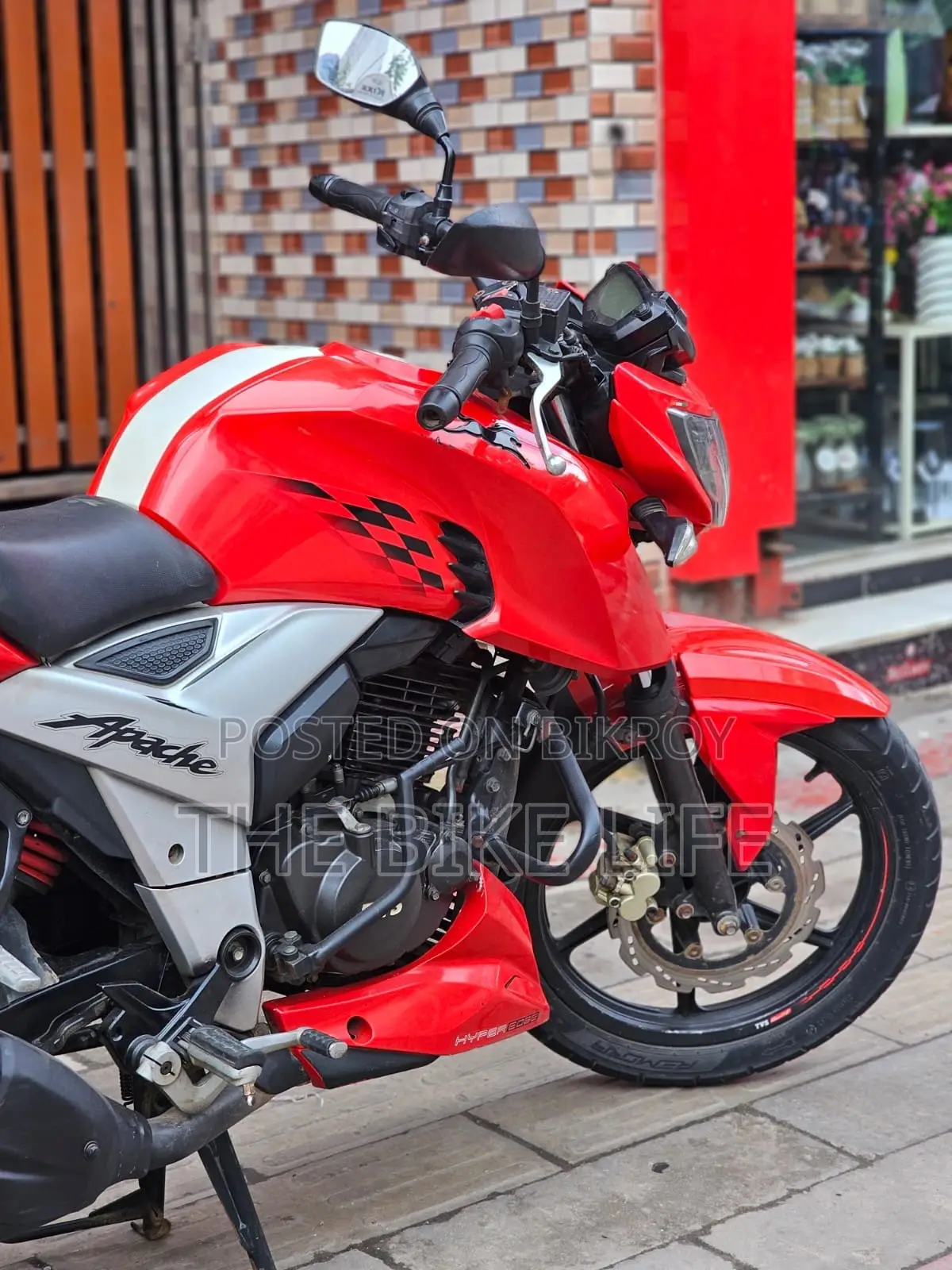 TVS Apache RTR 160 4V 2019 Red