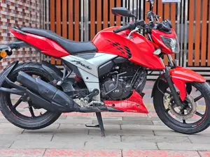 TVS Apache RTR 160 4V 2019 Red