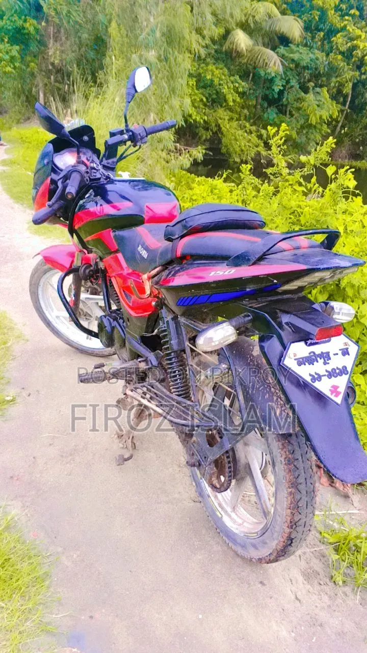 Bajaj Pulsar 150 2016 Red