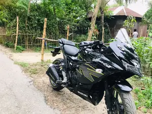 Suzuki Gixxer SF , 2025