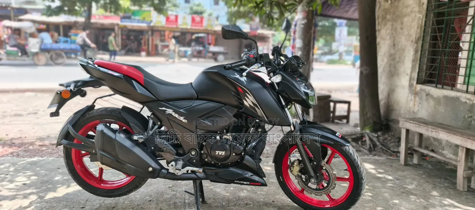 TVS Apache RTR 160 2V ABS 2025 Black