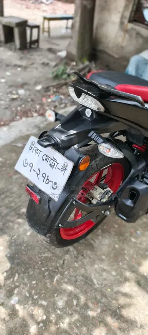 TVS Apache RTR 160 2V ABS 2025 Black