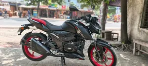 TVS Apache RTR 160 2V ABS 2025 Black