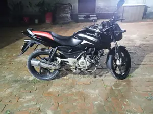 Bajaj Pulsar 150 2016 Black